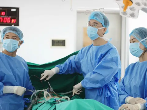 Vinmec Phú Quốc xuyên đêm cứu thai phụ nguy kịch mang nhóm máu cực hiếm