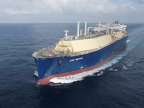 Mỹ vừa ‘bật đèn xanh’ cho dầu thô, Nga lập tức đón tin vui