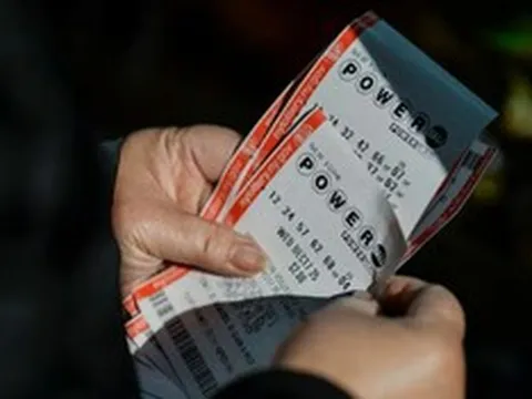 Từ anh bảo vệ nghèo trúng số độc đắc 145 tỷ đồng, đến cái kết bi thảm sau song sắt