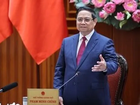 Thủ tướng: Xây dựng ngay kho dầu thô tại Nghi Sơn và tính toán các địa điểm khác