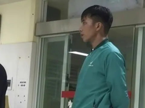 Bỏ cuốc xe giữa đêm, tài xế công nghệ ứng tiền cứu nữ hành khách gây xúc động