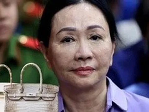 Hai túi Hermès "bạch tạng" định giá 4,1 tỉ đồng: Bà Trương Mỹ Lan có quyền yêu cầu thẩm định lại
