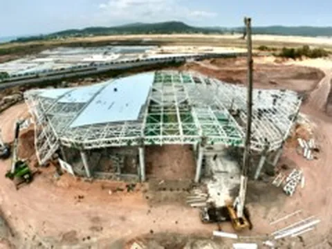 Cận cảnh công trường dự án mở rộng sân bay Phú Quốc phục vụ APEC 2027