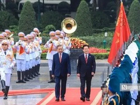 21 loạt đại bác chào mừng Tổng thống Hàn Quốc thăm Việt Nam