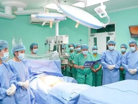 Một trái tim dừng lại, sáu cuộc đời được hồi sinh