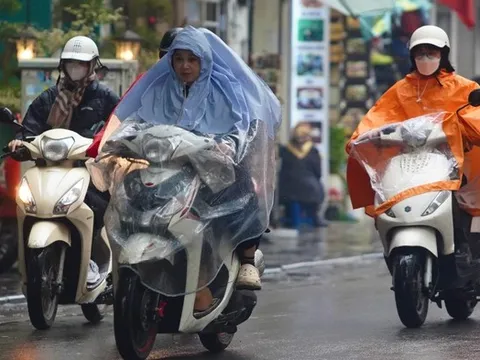 Miền Bắc sắp có nắng nóng diện rộng, cảnh báo mưa dông cực đoan