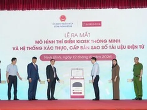 Agribank đồng hành cùng tỉnh Ninh Bình triển khai mô hình Kiosk thông minh