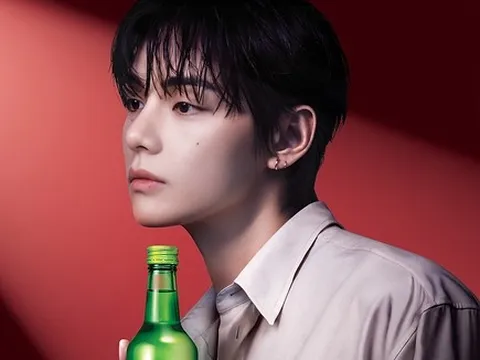 JINRO Soju Hợp Tác Cùng V (BTS) Với Tư Cách Là Đại Sứ Toàn Cầu Mới