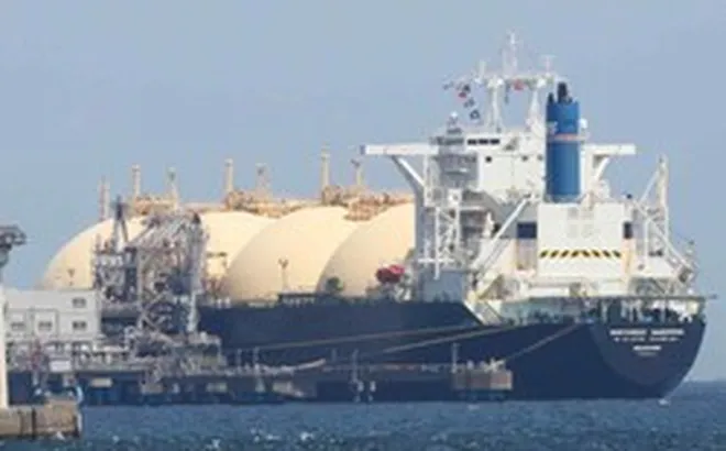 Eo biển Hormuz tắc nghẽn: Nền kinh tế 1,8 nghìn tỷ USD đứng trước cơ hội vượt Qatar và Mỹ để trở thành 'cường quốc', dẫn đầu trên bản đồ LNG