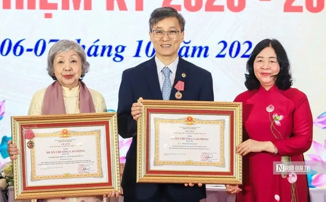 Hội Luật gia Việt Nam đón nhận nhiều Huân chương cao quý tại Đại hội đại biểu toàn quốc lần thứ XV
